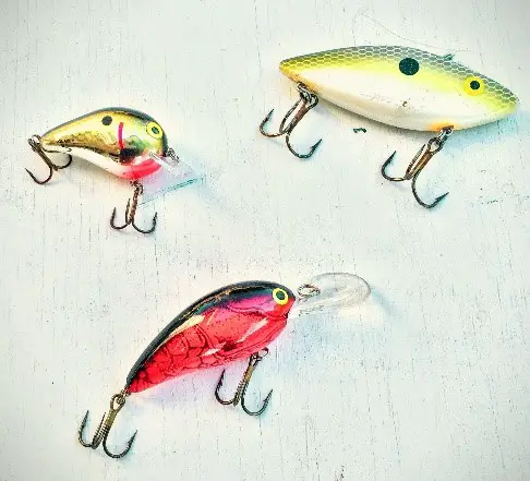 Select the best laremouth bass fishing lures
